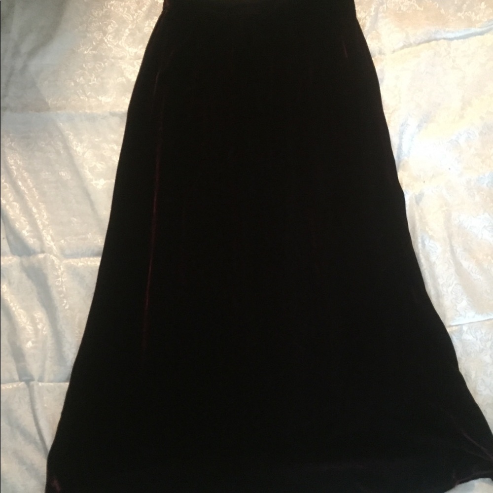 Eileen Fisher burgundy velvet skirt